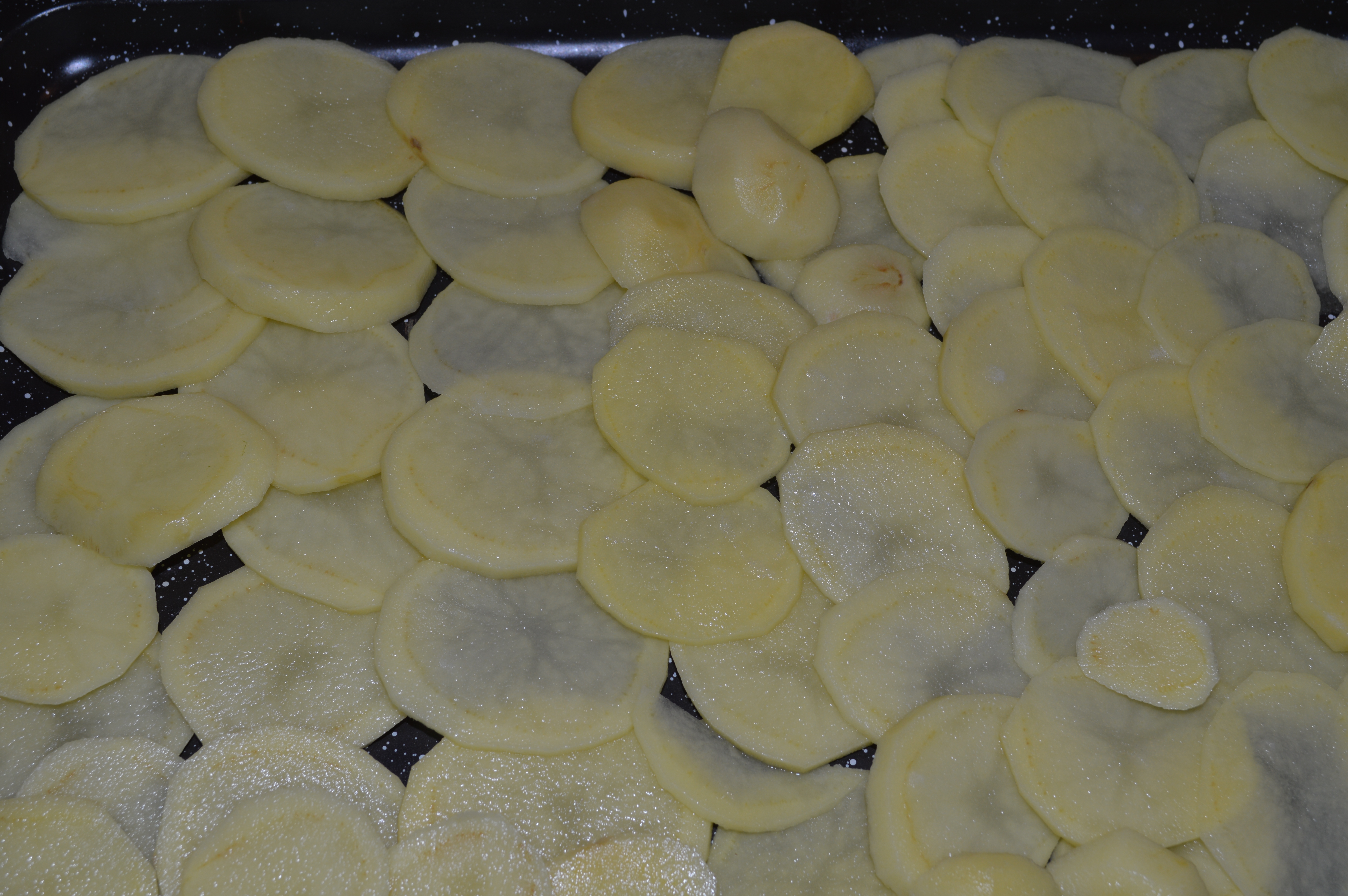 Zucchine e patate gratinate al forno